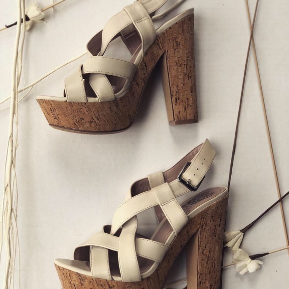 ADIDAS - Picture 4 of 8